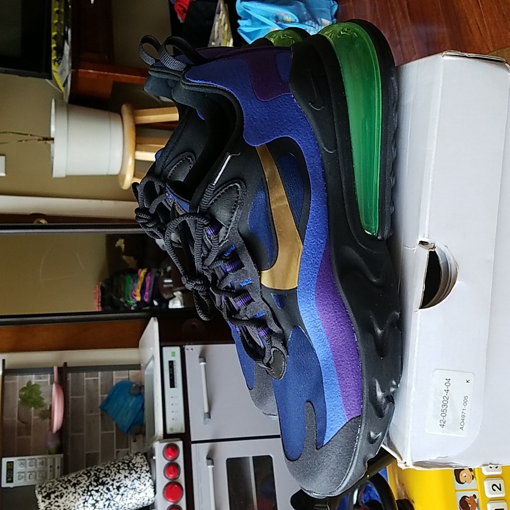 COPY - NIKE AIR MAX 270 REACT